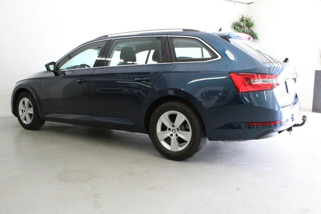 Skoda SUPERB Combi 1.5 TSI ACT Business Edition | TREKHAAK | PDC-A | LED | DAB-RADIO | CRUISE | 16'LMV | NAVIGATIE | CARPLAY |