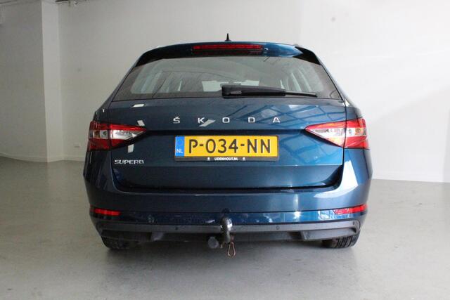 Skoda SUPERB Combi 1.5 TSI ACT Business Edition | TREKHAAK | PDC-A | LED | DAB-RADIO | CRUISE | 16'LMV | NAVIGATIE | CARPLAY |