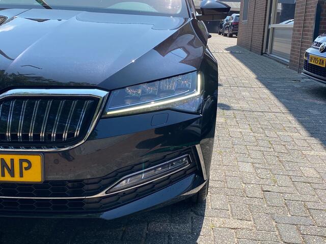 Skoda SUPERB Combi 1.4 TSI iV Business Edition Plus