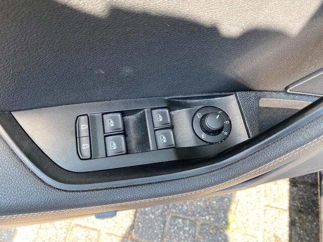 Skoda SUPERB Combi 1.4 TSI iV Business Edition Plus