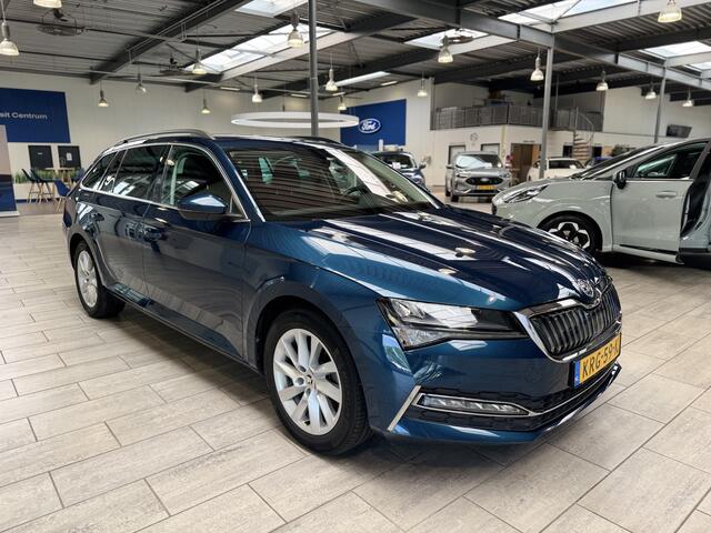 Skoda SUPERB Combi 1.4 TSI iV 218PK Business Edition Plus | Trekhaak | Elekr. verstelbare memory seat | Camera | Cruise | Clima |