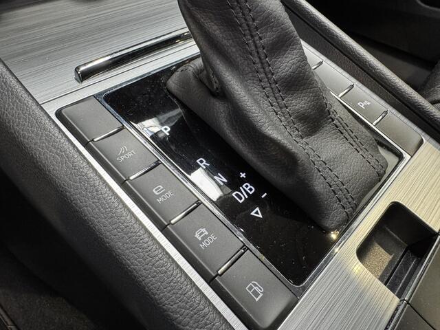 Skoda SUPERB Combi 1.4 TSI iV 218PK Business Edition Plus | Trekhaak | Elekr. verstelbare memory seat | Camera | Cruise | Clima |