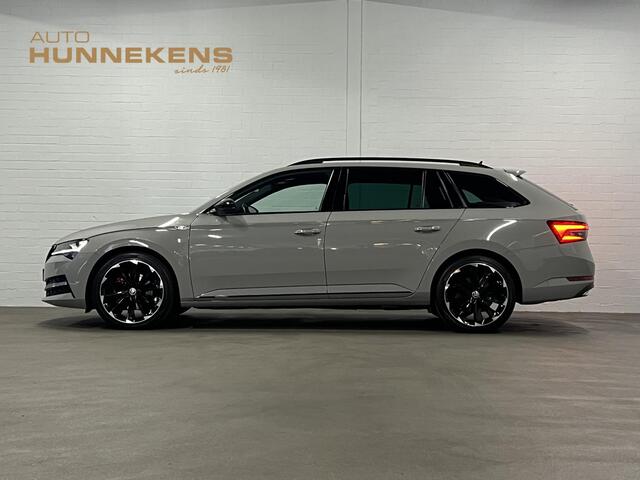 Skoda SUPERB Combi 1.4 TSI iV Sportline Business Trekhaak | Cruise control | Carplay | Stoelverwarming | Achteruitrijcamera | Navigatie | Keyless | Leder/Alcantara