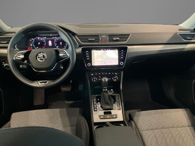 Skoda SUPERB Combi 1.4TSIiV 160kW/218PK Business Edition Plus · Navigatie · Trekhaak · Camera + Parkeersensoren · Garantie t/m 27-03-2028 of 60000km.