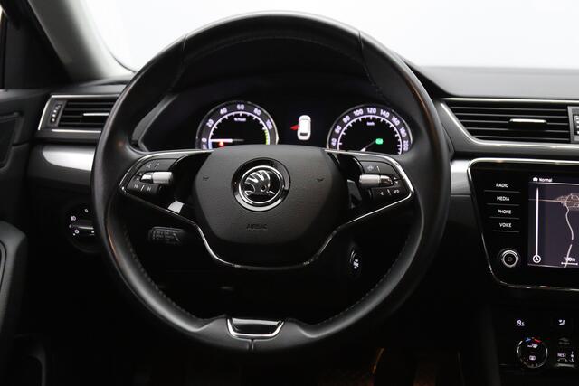 Skoda SUPERB Combi 1.4 TSI iV Business 218 PK Edition Plus PHEV, Climate Control, Adap. Cruise Control, Carplay,