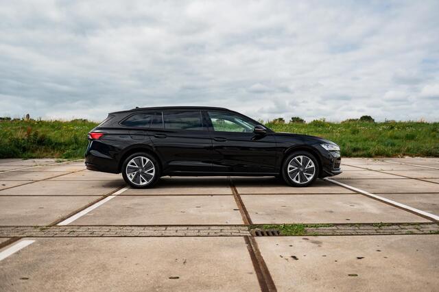Skoda SUPERB Combi 1.5 TSI PHEV Selection | TREKHAAK | SUNSET | 18"