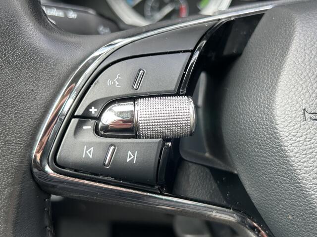 Skoda SUPERB Combi BWJ 12-2020 | 1.4TSI iV 218PK SPORT BUS. AUTOMAAT | CLIMA | STOELVERW | SPORTSTOELEN | PRIVACY GLASS | CARPLAY | NAVI | CAMERA A |