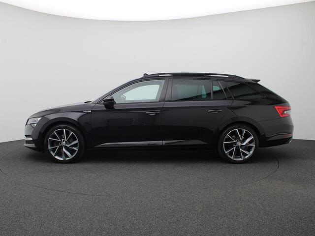 Skoda SUPERB Combi 1.4 TSI iV Sportline Business 218PK DSG Panoramadak, Trekhaak, Matrix LED-Verlichting, Side Assist, Keyless, Memorystoel, 360gr. Camera, 19" LM Velgen