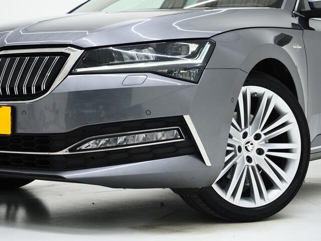 Skoda SUPERB Combi 1.4 TSI iV Laurin & Klement | Leder | Trekhaak | Massage | Canton | 360 | Memory | Stoelkoeling | Keyless