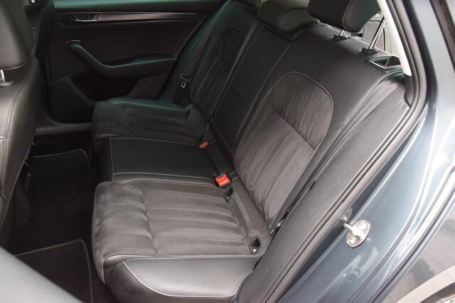 Skoda SUPERB Combi 1.4 TSI iV 220PK Business Edition Plus PHEV DSG Automaat | Org. NL | BOVAG Garantie | SOH 98,67% | Adaptive Cruise Control | Virtual Dashboard | Verwarmde Voorruit | Apple Carplay/Android Auto |