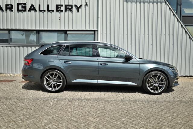 Skoda SUPERB Combi 2.0 TSI 4x4 DSG Laurin & Klement 425pk sleeper