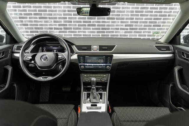 Skoda SUPERB Combi 1.5 TSI Business Edition | Trekhaak | Panoramadak | Cruise Control Adaptief | Stoelverwarming | Keyless Entry | LED Koplampen | Navigatie | Apple Carplay | Android Auto