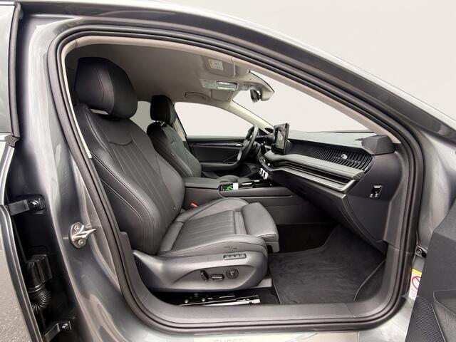 Skoda SUPERB Combi 1.5 TSI MHEV Business Edition 150PK | Memory & massage stoelen | Leder | Clima | Apple carplay |