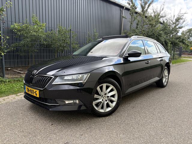 Skoda SUPERB Combi 1.4 TSI ACT Style Business / AUTOMAAT / LEER / MEMORY / PANORAMADAK / TREKHAAK