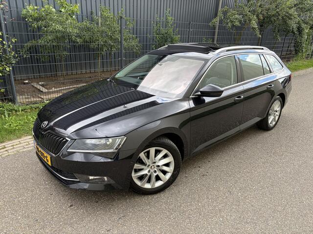 Skoda SUPERB Combi 1.4 TSI ACT Style Business / AUTOMAAT / LEER / MEMORY / PANORAMADAK / TREKHAAK