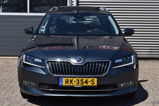 Skoda SUPERB COMBI 1.4 TSI DSG7 STYLE BUSINESS / P.DAK / EL. STOELEN / CANTON