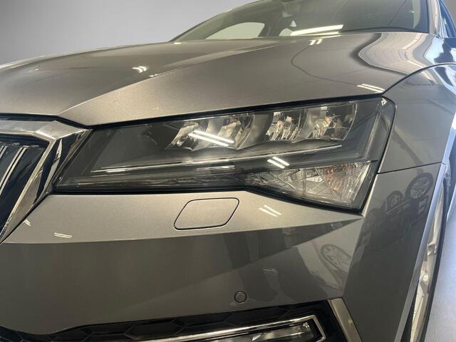 Skoda SUPERB Combi 1.4 TSI iV 218pk DSG Business Edition Plus · Camera · Inklap. Trekhaak · Stoelverwarming · Keyless · ACC · Apple/Android Car Play · Garantie t/m 17-06-2028 of 100.000km