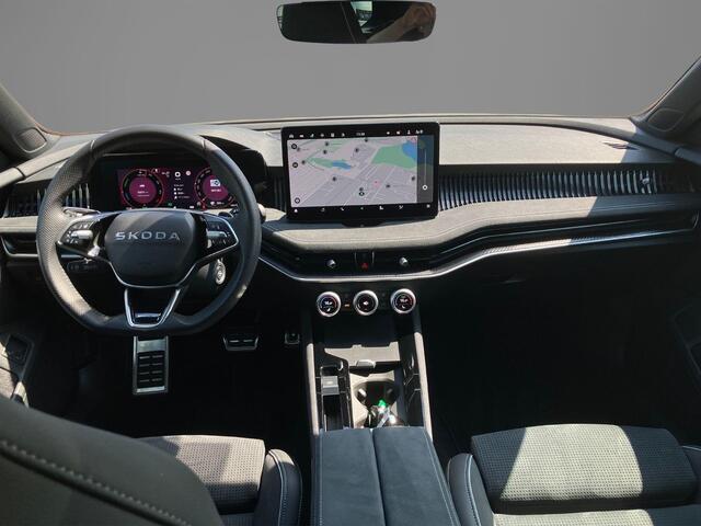 Skoda SUPERB Combi 1.5TSI 150kW/204PK PHEV Sportline DSG · Panoramadak · Apple/Android Car Play · Camera · Leder/Alcantara · Trekhaak ·