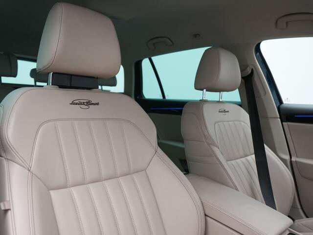 Skoda SUPERB Combi 1.4 TSI iV Laurin & Klement PHEV 218pk Dealer O.H. | Trekhaak Af Fabriek | Adaptive Cruise | Camera | Lederen Comfortzetels Memory & Verwarmd | Stuur Verwarmd | Canton Audio | Blis | Keyless | Apple Carplay | Crystal LED | Navigatie | DAB | Plug In Hybrid |