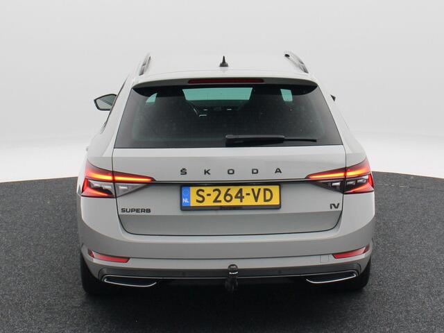 Skoda SUPERB Combi 1.4 TSi 218 Pk iV Sportline Business | Trekhaak | Stoelverwarming | CarPlay | Camera | Cruise Control | Navigatie | Full LED | 19 Inch | 91.754 Km !!