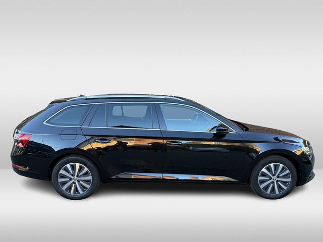 Skoda SUPERB Combi 1.4 TSI iV Business Edition Plus | stoelverwarming | 17 inch velgen | Elektrisch glazen panorama-dak |