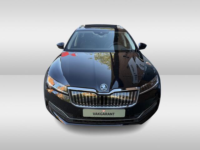 Skoda SUPERB Combi 1.4 TSI iV Business Edition Plus | stoelverwarming | 17 inch velgen | Elektrisch glazen panorama-dak |