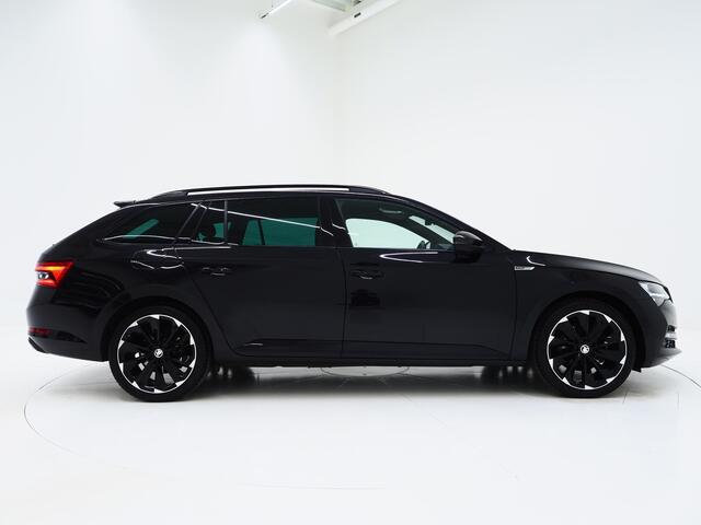Skoda SUPERB Combi 1.4 TSI iV Sportline | Leder/Alcantara | Trekhaak | Carbon | 360 | Memory | Keyless | Adaptive Cruise