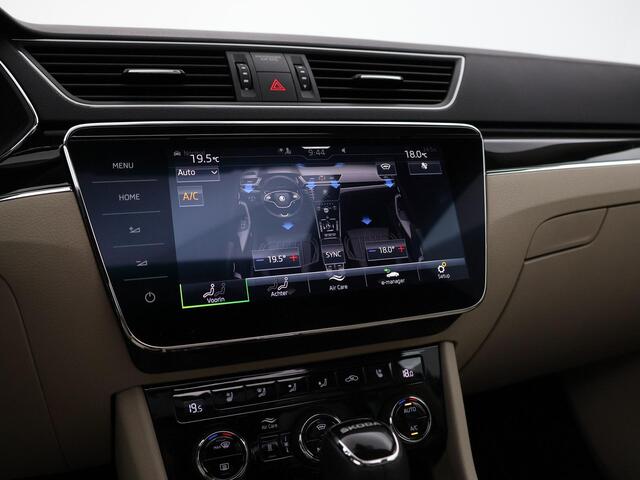 Skoda SUPERB Combi 1.4 TSI iV 218pk DSG Laurin & Klement · Panoramadak · 360 Camera · Inklap. Trekhaak · Elek. Stoelen + Geheugen · Matrix LED ·