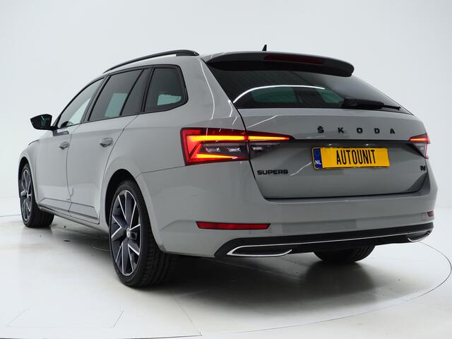 Skoda SUPERB Combi 1.4 TSI iV Sportline | Leder/Alcantara | Trekhaak | Carbon | Memory | Sfeerlicht | Keyless | Adaptive Cruise