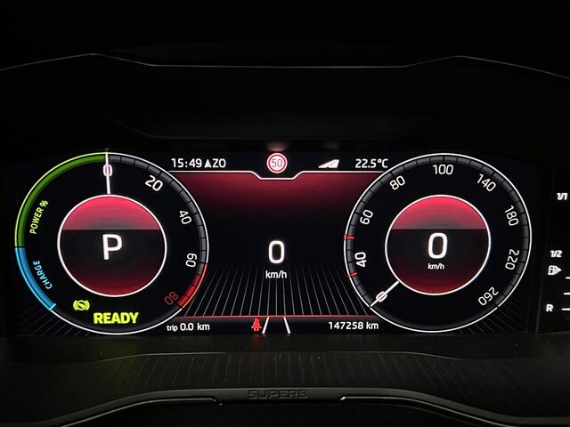 Skoda SUPERB Combi 1.4 TSI iV Sportline Business | NAVI | TREKHAAK | KEYLESS | CRUISE CONTROL |