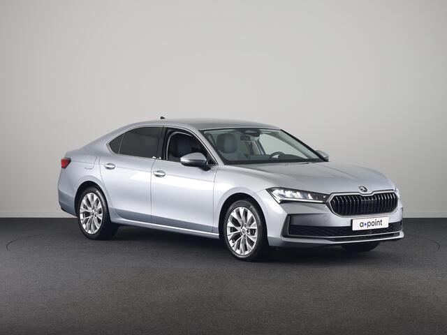 Skoda SUPERB 1.5 TSI MHEV First Edition 150pk | Navigatie | Trekhaak | Parkeercamera | 18 inch lichtmetalen velgen | Verlengde garantie |