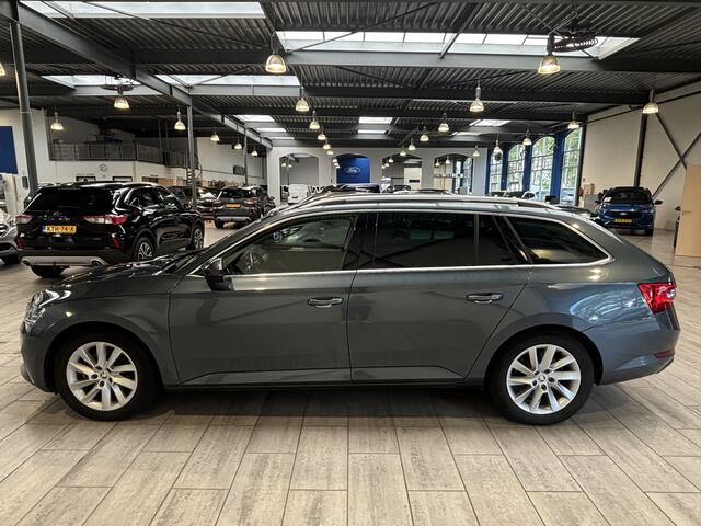 Skoda SUPERB Combi 1.4 TSI iV 218pk Business Edition | Trekhaak | Elekr. verstelbare memory seat | Camera | Cruise | Clima |