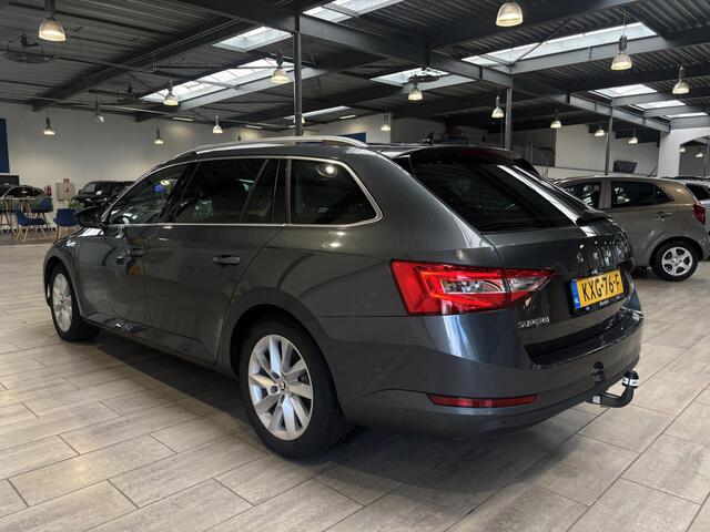 Skoda SUPERB Combi 1.4 TSI iV 218pk Business Edition | Trekhaak | Elekr. verstelbare memory seat | Camera | Cruise | Clima |