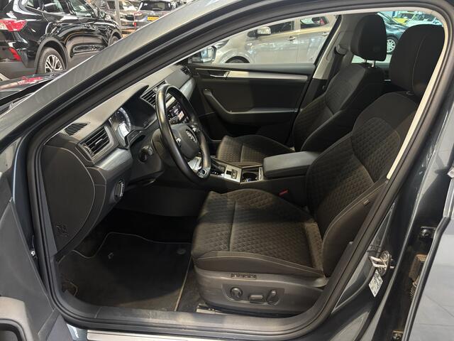 Skoda SUPERB Combi 1.4 TSI iV 218pk Business Edition | Trekhaak | Elekr. verstelbare memory seat | Camera | Cruise | Clima |