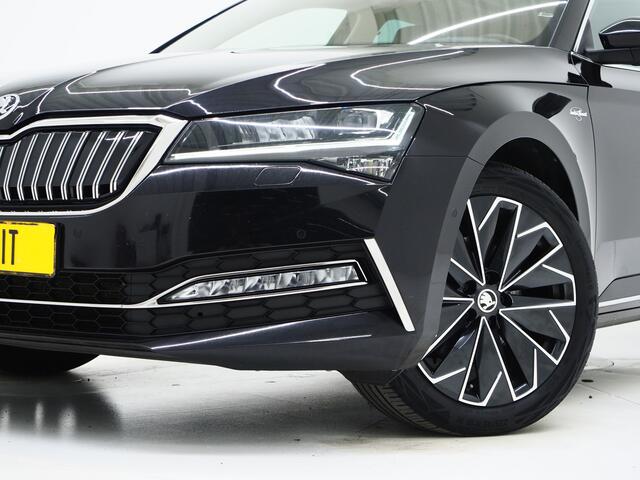 Skoda SUPERB Combi 1.4 TSI iV Laurin & Klement | Panoramadak | Leder | Trekhaak | Stoelkoeling | Canton | Massage | 360 | Memory