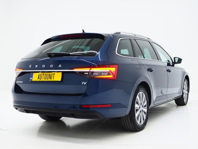 Skoda SUPERB Combi 1.4 TSI iV Style | Panoramadak | Leder | Trekhaak | Stoelkoeling | 360 | Memory | Keyless | Carplay