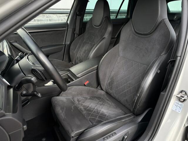 Skoda SUPERB Combi 1.4 TSI iV Sportline Business | Elek. Trekhaak | Memory | Sfeerverlichting | Carplay | Navi |