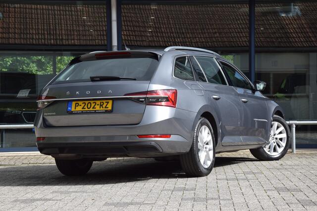 Skoda SUPERB Combi 1.5 TSI 150PK ACT Business Edition Plus | Org. NL | BOVAG Garantie | Adaptive Cruise Control | Lederen interieur | Electrische stoelverstelling | Voorstoel + achterbank verwarming | Apple Carplay/Android Auto |