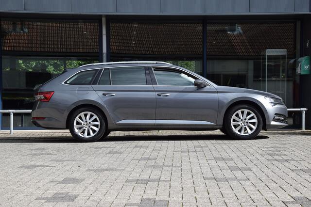 Skoda SUPERB Combi 1.5 TSI 150PK ACT Business Edition Plus | Org. NL | BOVAG Garantie | Adaptive Cruise Control | Lederen interieur | Electrische stoelverstelling | Voorstoel + achterbank verwarming | Apple Carplay/Android Auto |