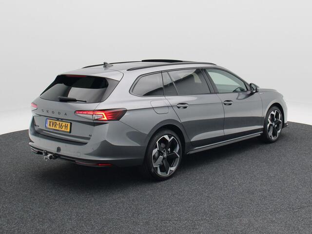 Skoda SUPERB Combi 1.5 TSi 204 Pk PHEV Sportline Business | Trekhaak | Carplay | Canton Audio | Head-up Display | Panoramadak | Virtual Cockpit | Adaptive Cruise | 19 Inch