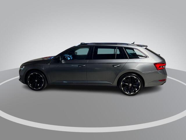 Skoda SUPERB 1.4PHEV 218PK Sportline DSG · Panoramadak · Trekhaak · Camera + Parkeersensoren · Stoelverwarming voor & achter ·