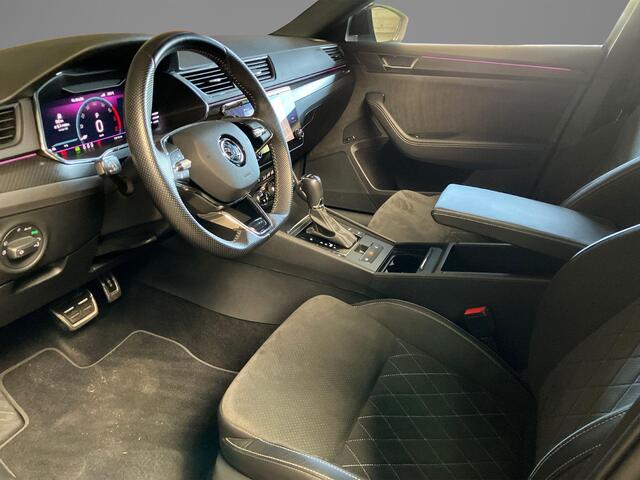 Skoda SUPERB 1.4PHEV 218PK Sportline DSG · Panoramadak · Trekhaak · Camera + Parkeersensoren · Stoelverwarming voor & achter ·