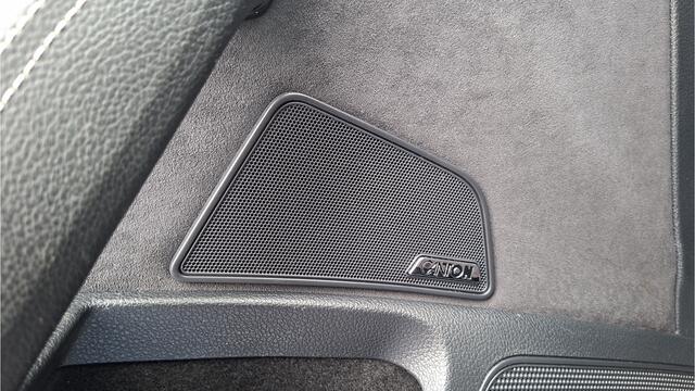 Skoda SUPERB Combi 1.5 TSI ACT Sportline Pano Trekhaak Canton Memory Alcantara Adap.Cruise VOL!