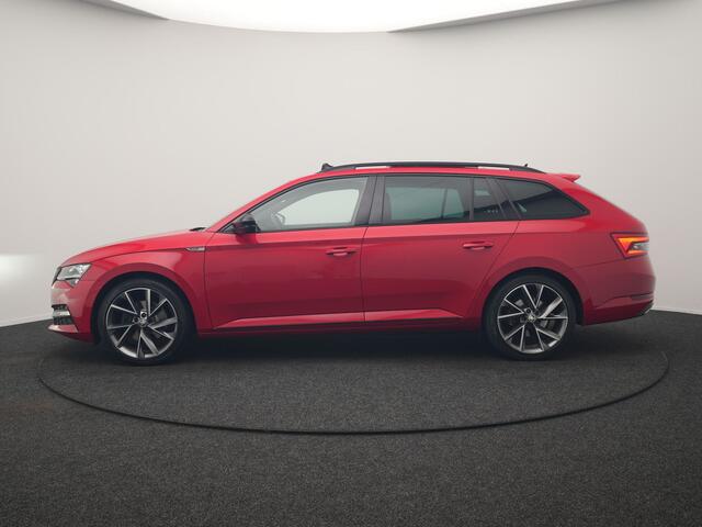 Skoda SUPERB Combi 1.4 TSI iV Sportline Business PHEV 218pk Dealer O.H. | Trekhaak Af Fabriek | Panodak | Adaptive Cruise | Camera | Canton Audio | Alcantara Sportstoelen Memory & Verwarmd | Stuur Verwarmd | Sfeerverlichting | Keyless | BLIS | Crystal LED | Plug In Hybrid |