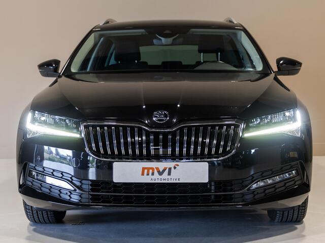 Skoda SUPERB Combi 1.5 TSI ACT Business Edition / 150pk / Trekhaak / NAP / Apple CarPlay /