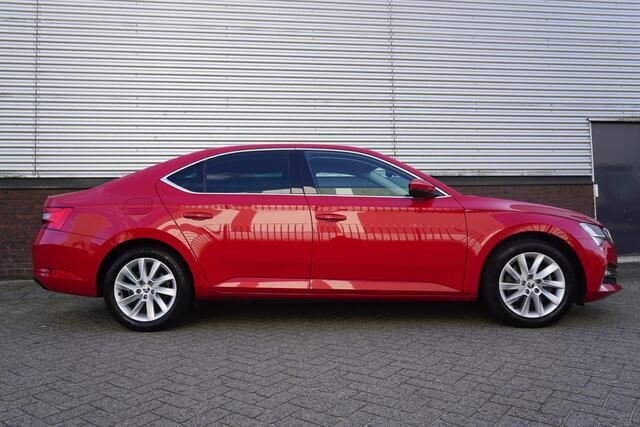 Skoda SUPERB 1.4 TSI iV Business Edition Plus/TREKHAAK/CAMERA!