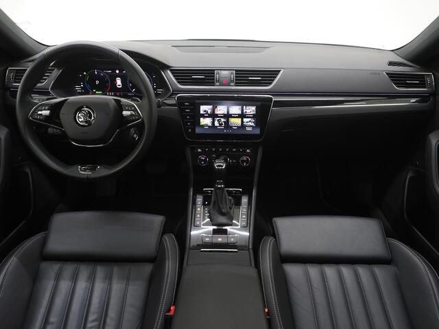 Skoda SUPERB Combi 1.4 TSI iV Laurin & Klement | Panoramadak | Leder | Trekhaak | Massage | 360 | Canton | Memory | Carplay