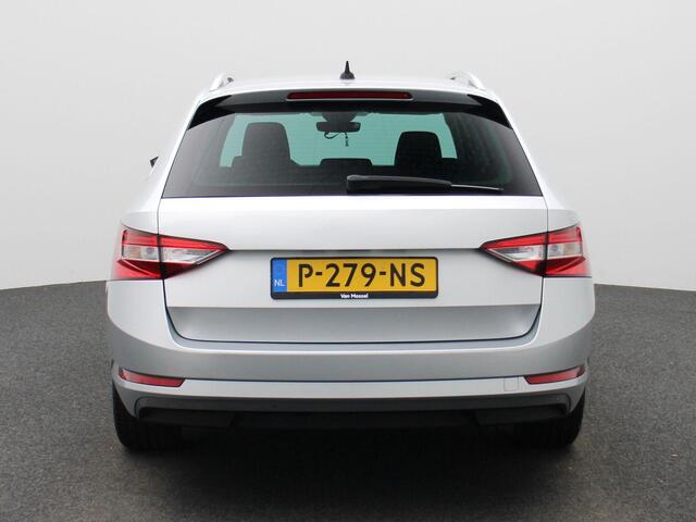 Skoda SUPERB Combi 1.4 TSI iV Business Edition Plus | STOELVERWARMING | CLIMATE CONTROL | NAVIGATIE | ADAPTIVE CRUISE CONTROL |