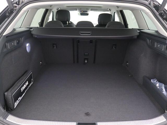 Skoda SUPERB Combi 1.5 TSI PHEV Business Edition 204PK DSG Panoramadak, Canton Audio, Virtual Pedal, 17" LM Velgen, Keyless, Achteruitrijcamera, Head-Up Display, Matrix LED Verlichting – foto 8
