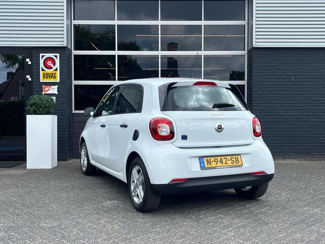 Smart EQ FORFOUR Essential 18 kWh, Automaat, Airco, Cruise, Leder, NAP